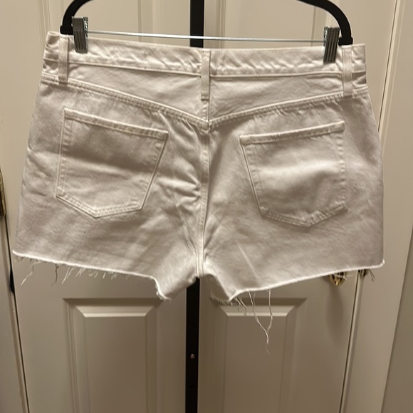 FRAME women’s LE SIMONE SHORT RAW RUMPLED BLANC GRIND - Picture 12 of 16